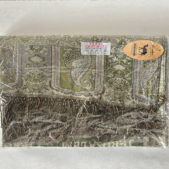 New Cashmere Jerusalem Green Paisley Scarf - Picture 1 of 5
